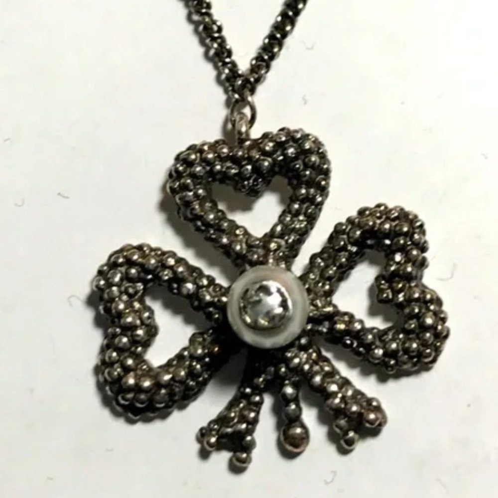 GUCCI Silver Aureco Black Finish Bow Hearts Necklace